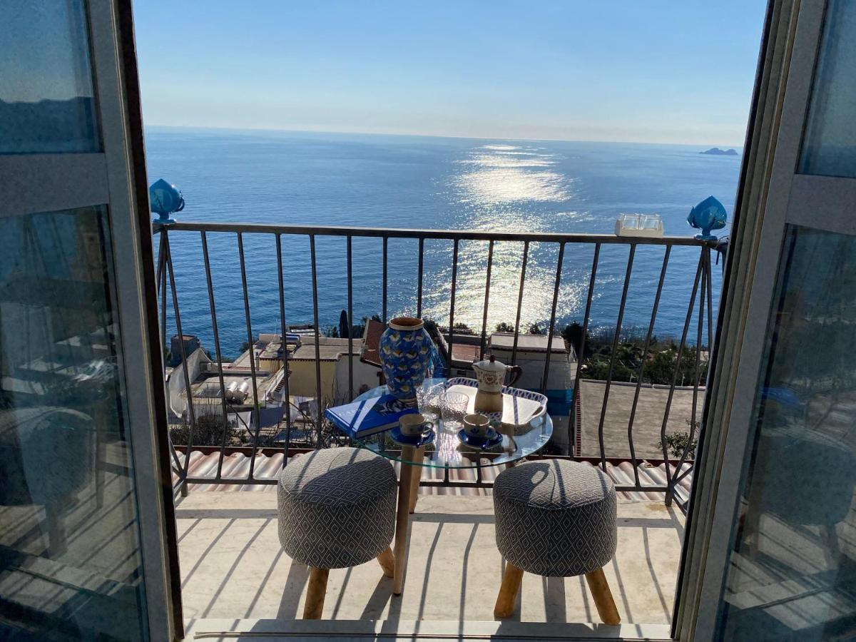 Il Profumo Dei Fiori Suite Praiano Extérieur photo